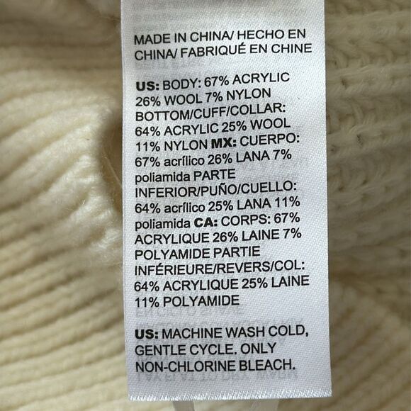 White House Black Market WHBM Knit Sweater Small Ivoryβ V-Neck Pearl Embellished - Picture 2 of 9
